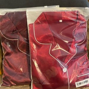 2 pijamas sets (Dark Red and Red)